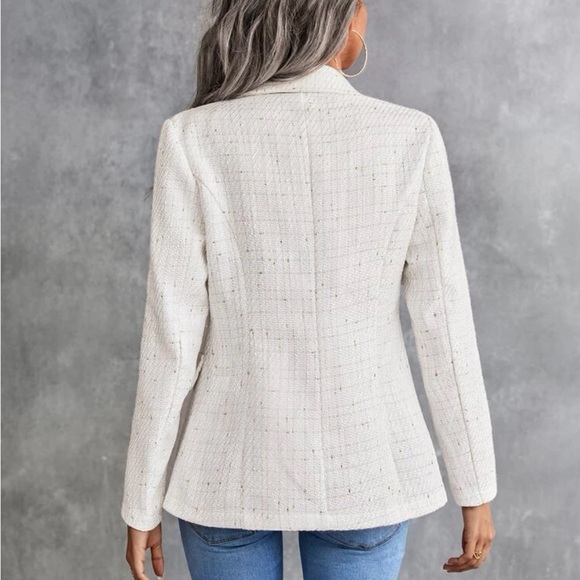 NWT SHEIN Cream Blazer Large - Picture 2 of 8